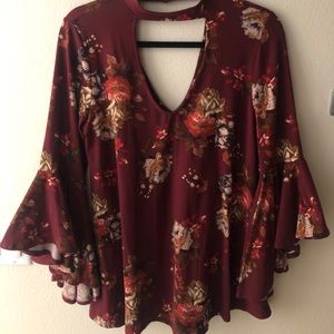 Flowy, Floral 3/4 Sleeve Top